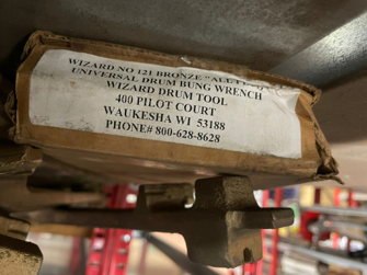 Milwaukee Wizard No. 121 Tool