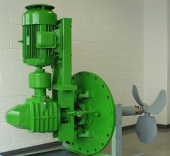 Top Entry 700/700 agitator